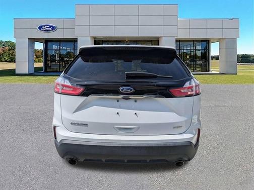 OXFORD WHITE 2019 Ford Edge SE