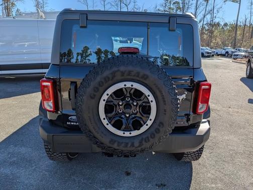 2023 Ford Bronco BASE