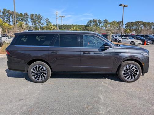 2025 Lincoln Navigator L L BLACK LABEL
