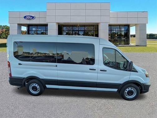 2025 Ford Transit-350 XL