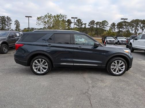 2023 Ford Explorer PLATINUM