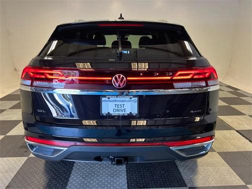 2026 Volkswagen Atlas Cross Sport 2.0T SEL