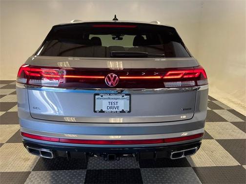 2025 Volkswagen Atlas Cross Sport 2.0T SEL Premium R-Line