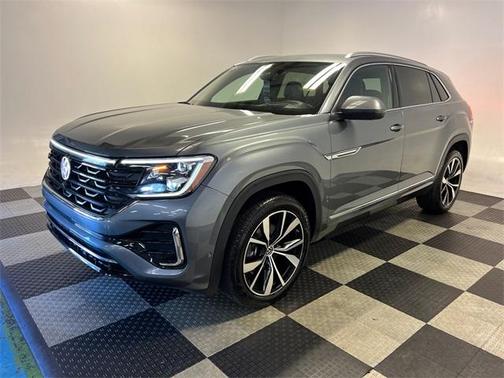 2025 Volkswagen Atlas Cross Sport 2.0T SEL Premium R-Line