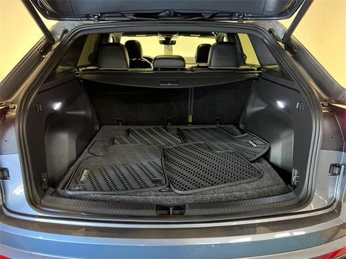 2025 Volkswagen Atlas Cross Sport 2.0T SEL Premium R-Line