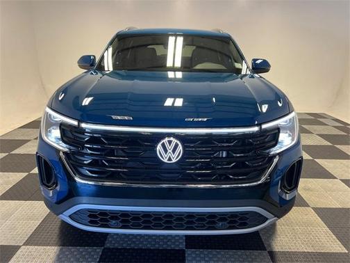 2026 Volkswagen Atlas Cross Sport 2.0T SE