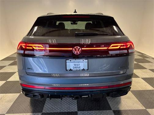 2025 Volkswagen Atlas Cross Sport 2.0T SEL R-Line Black