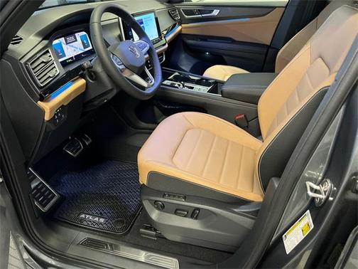 2025 Volkswagen Atlas Cross Sport 2.0T SEL R-Line Black