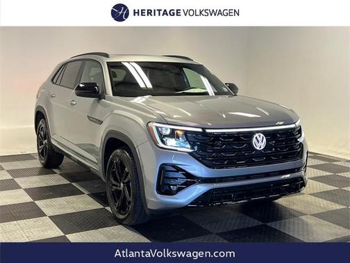 2025 Volkswagen Atlas Cross Sport 2.0T SEL R-Line Black