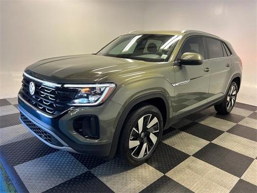 2025 Volkswagen Atlas Cross Sport 2.0T SE w/Technology