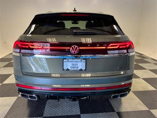 2025 Volkswagen Atlas Cross Sport 2.0T SEL Premium R-Line