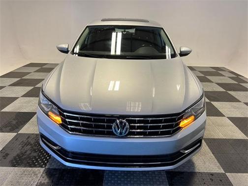 2019 Volkswagen Passat 2.0T Wolfsburg