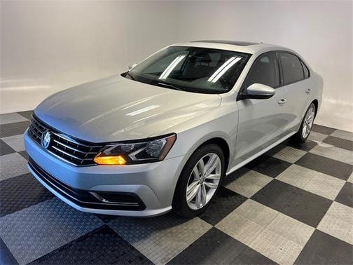 2019 Volkswagen Passat 2.0T Wolfsburg