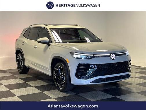 2026 Volkswagen Tiguan 2.0T SEL R-Line