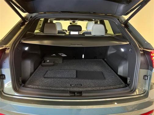 2025 Volkswagen Atlas Cross Sport 2.0T SEL Premium R-Line