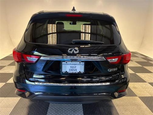 2017 INFINITI QX60 Base