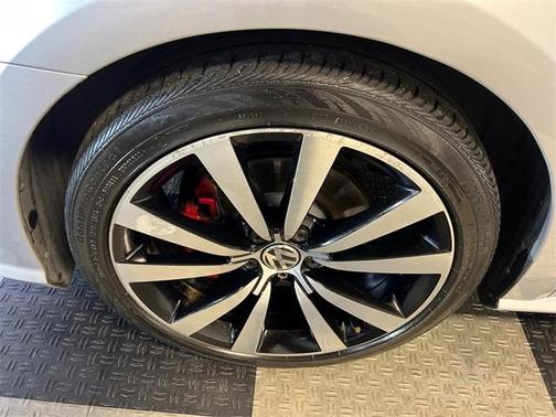 2018 Volkswagen Passat 3.6L V6 GT