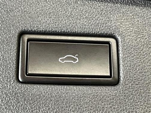 2019 Volkswagen Tiguan 2.0T SEL R-Line Black