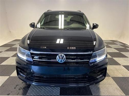 2019 Volkswagen Tiguan 2.0T SEL R-Line Black