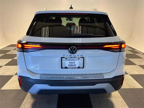 2026 Volkswagen Tiguan 2.0T S