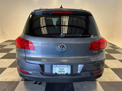 2016 Volkswagen Tiguan SE