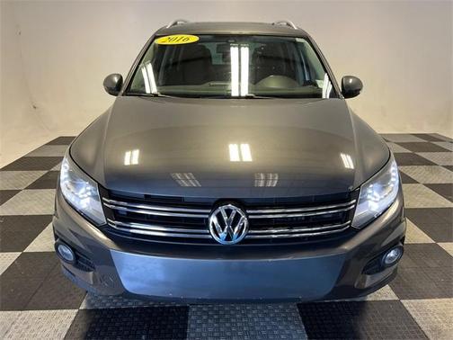 2016 Volkswagen Tiguan SE