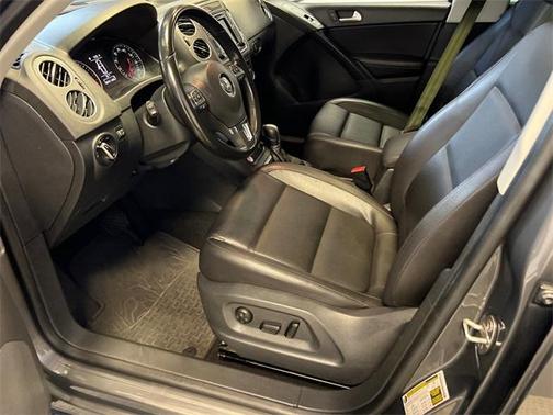 2016 Volkswagen Tiguan SE