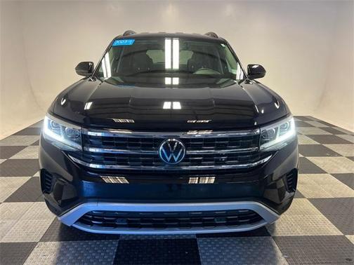 2023 Volkswagen Atlas 3.6L SE w/Technology
