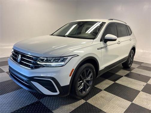 2023 Volkswagen Tiguan 2.0T SE