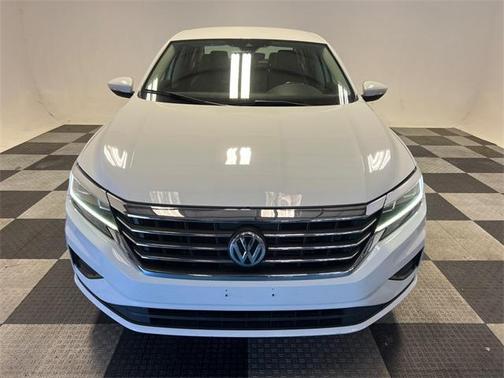 2020 Volkswagen Passat 2.0T SE