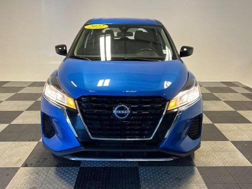 Electric Blue Metallic 2022 Nissan Kicks S