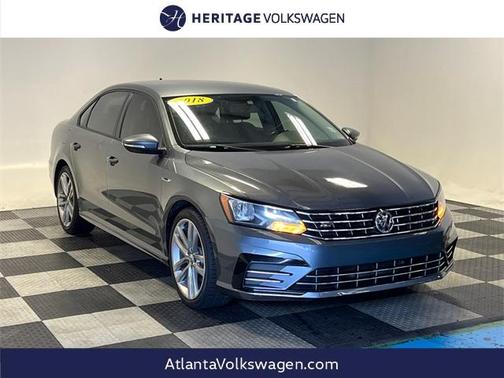 2018 Volkswagen Passat 2.0T R-Line