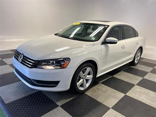 2013 Volkswagen Passat 2.5 SE