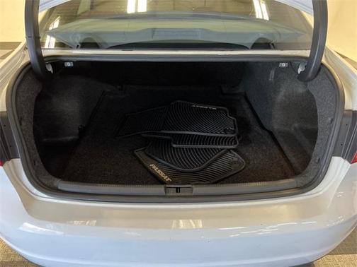 2013 Volkswagen Passat 2.5 SE