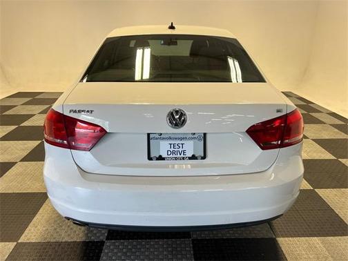 2013 Volkswagen Passat 2.5 SE