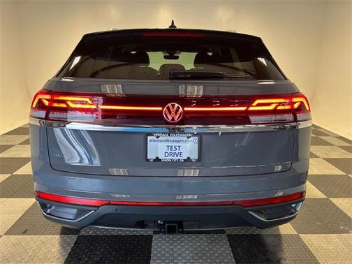 2026 Volkswagen Atlas Cross Sport 2.0T SE