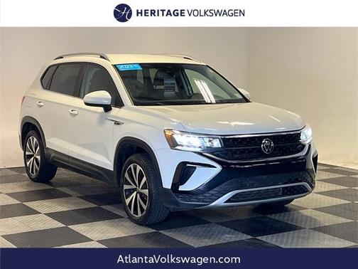 2023 Volkswagen Taos 1.5T SE