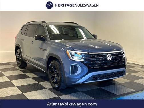 2025 Volkswagen Atlas 2.0T Peak Edition
