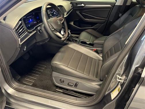 2022 Volkswagen Jetta 1.5T SE