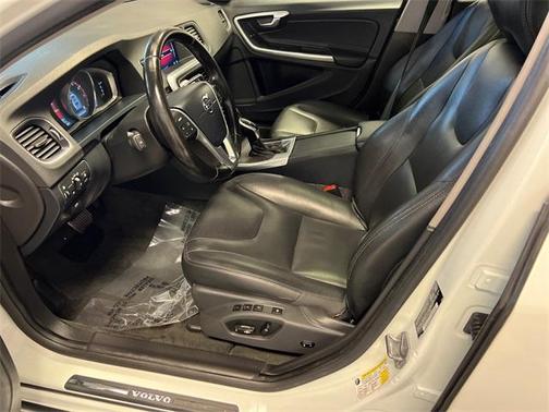 2016 Volvo S60 T5 Premier