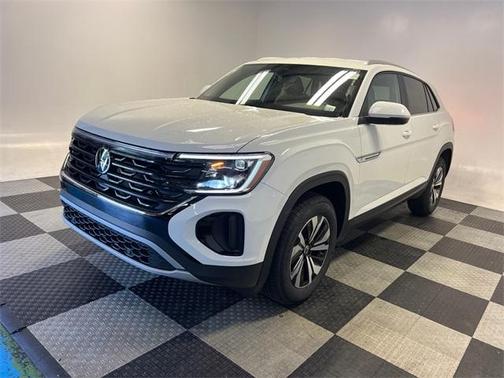 2025 Volkswagen Atlas Cross Sport 2.0T SE