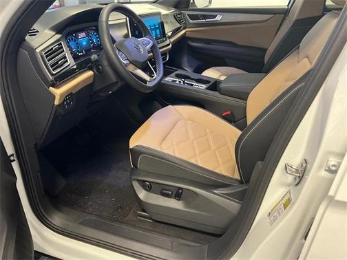 2025 Volkswagen Atlas Cross Sport 2.0T SE