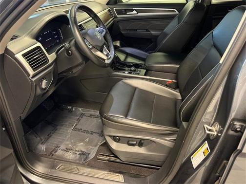 2022 Volkswagen Atlas 3.6L SE w/Technology