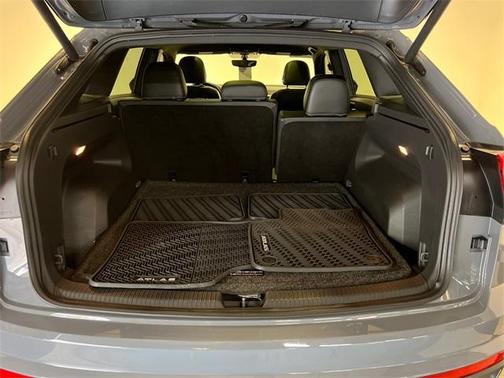 2021 Volkswagen Atlas Cross Sport 2.0T SE w/Technology