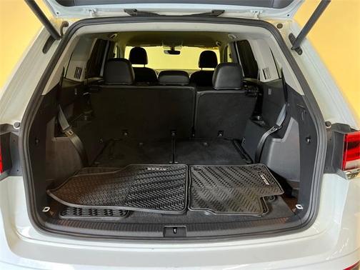 2021 Volkswagen Atlas 3.6 V6 SE w/ Technology