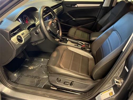 2021 Volkswagen Passat 2.0T SE