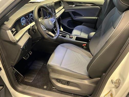 Opal White Pearl 2026 Volkswagen Tiguan 2.0T SE R-Line Black