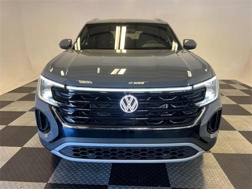 2026 Volkswagen Atlas Cross Sport 2.0T SE
