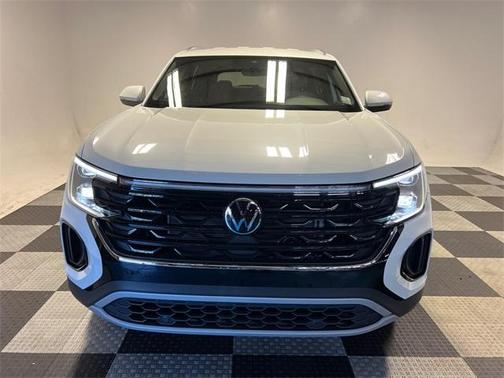 2026 Volkswagen Atlas Cross Sport 2.0T SE