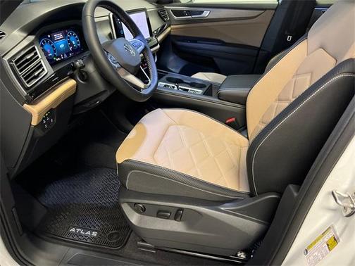 2026 Volkswagen Atlas Cross Sport 2.0T SE